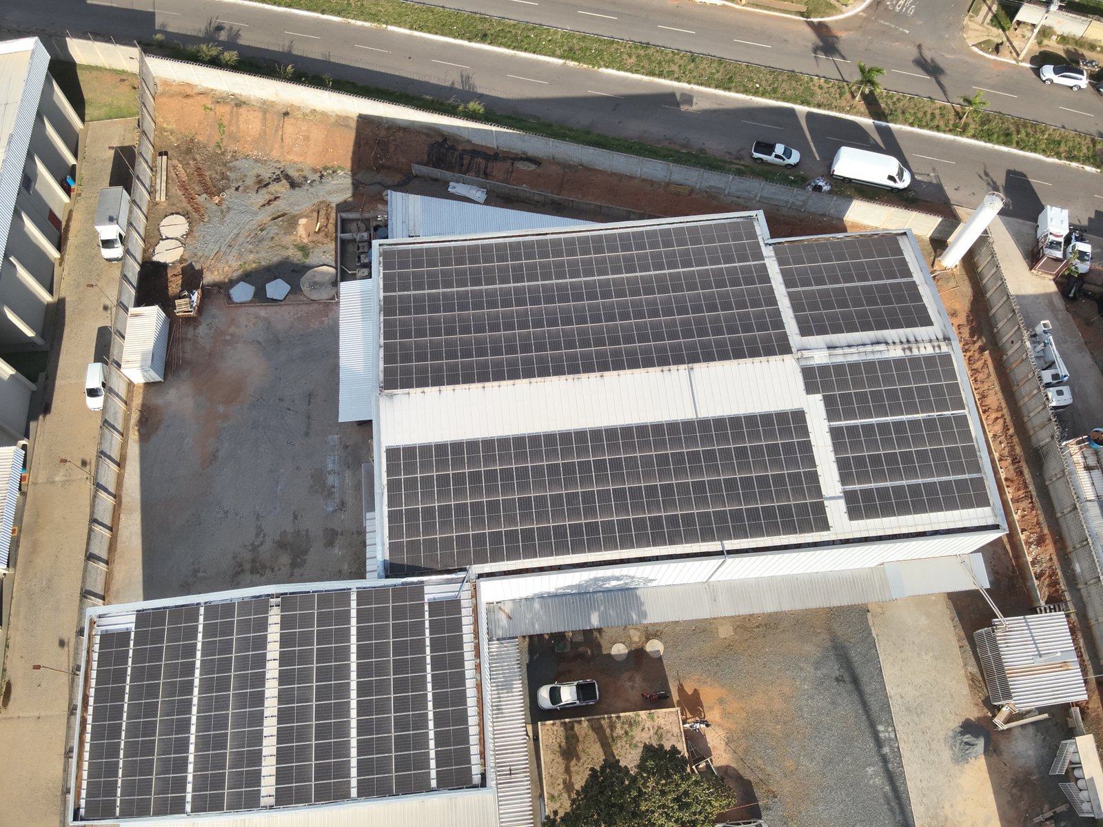 Inspeção aérea de instalação solar